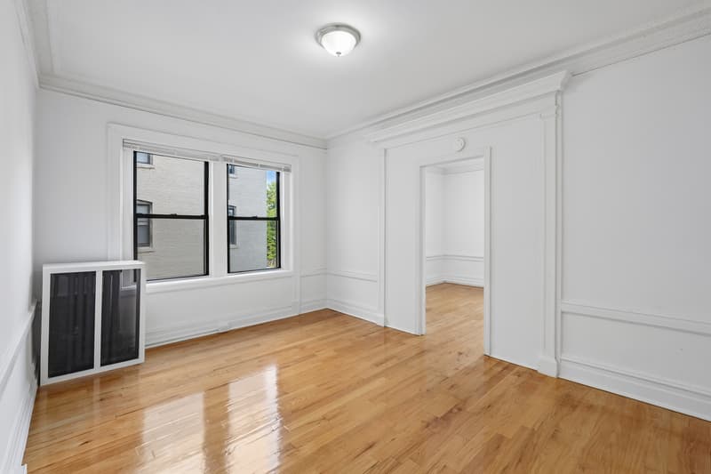 East Orange Condo: 120 S Harrison St - Apt - 37