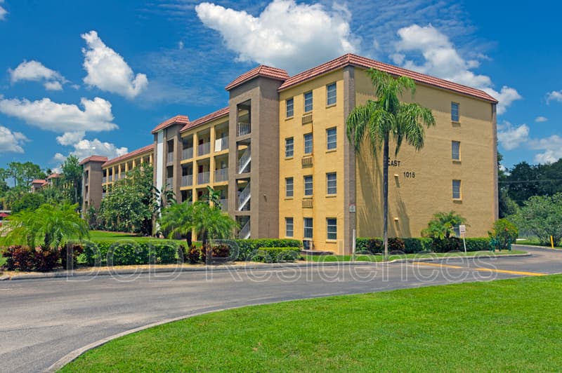Lakeland Condo: 1015 Griffin Road