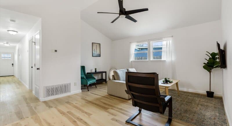 Austin Condo: 1118 Ebert Avenue