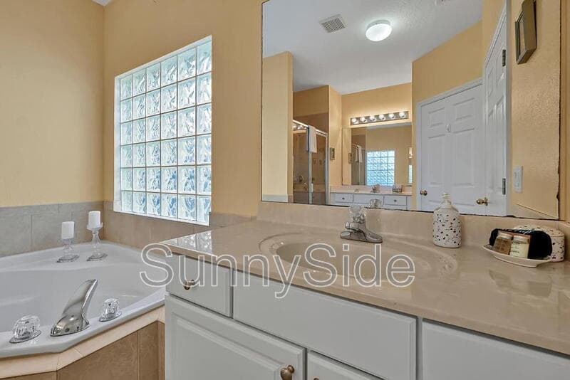 Orlando House: 11326 Cypress Trail Dr