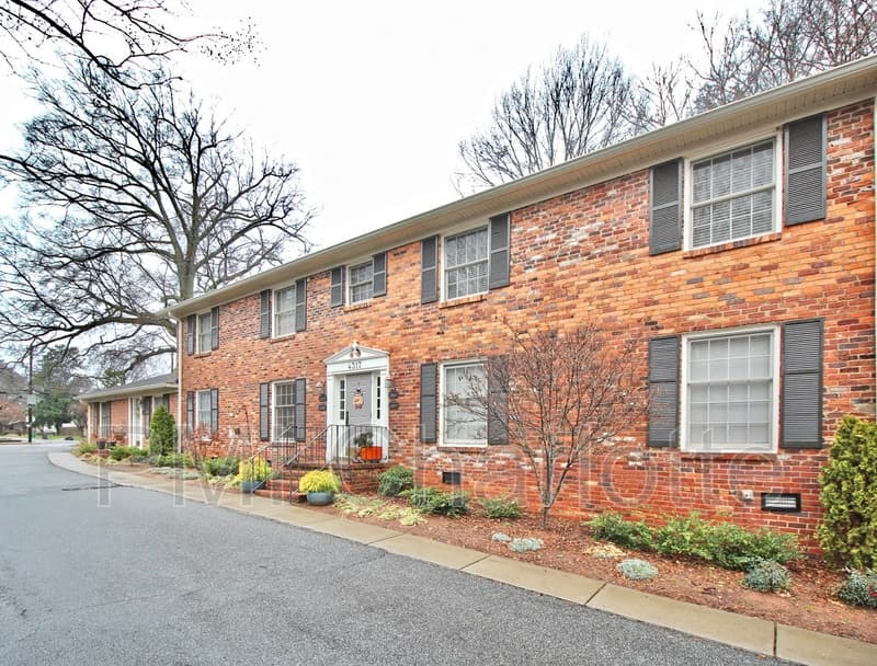 Charlotte Condo: 4317 Walker Rd