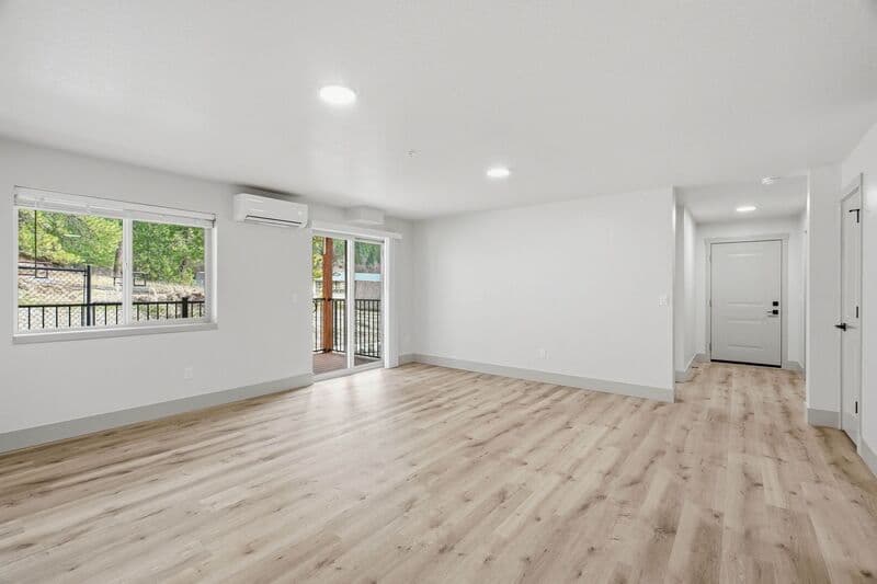 Coeur d'Alene Condo: 1808 North 15th Street - 203