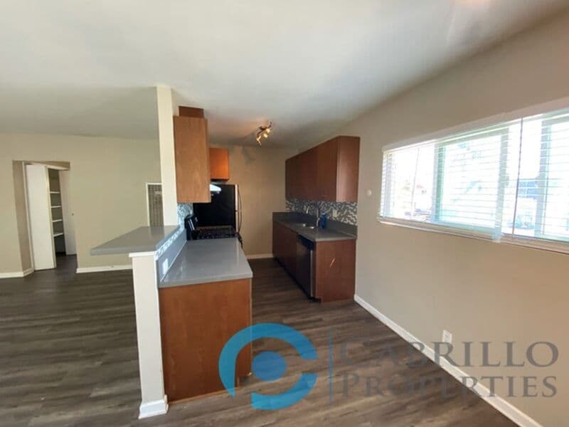 San Diego Condo: 4774 Mansfield Street