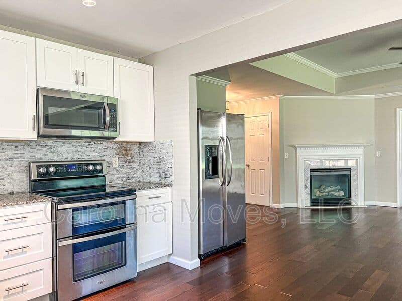 Greenville House: 7 Yakutata Drive