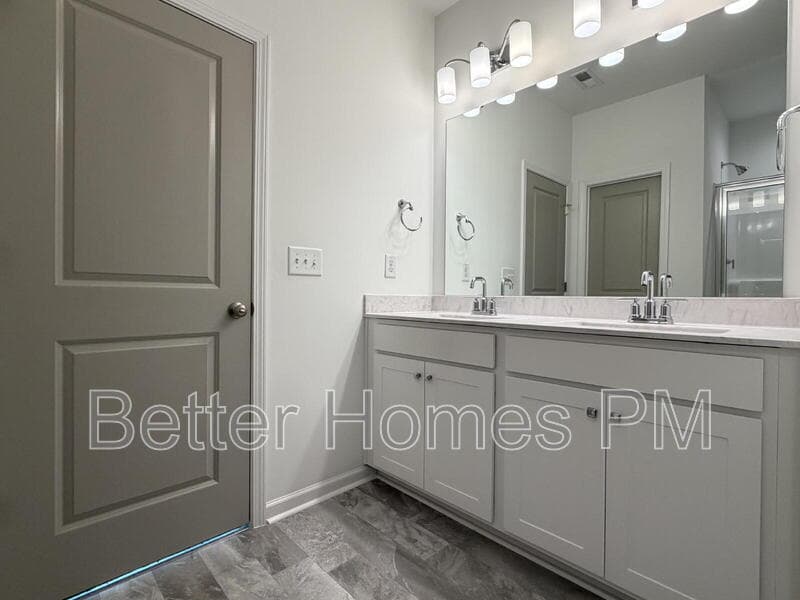 Clayton Townhome: 1 North Lenny Drive