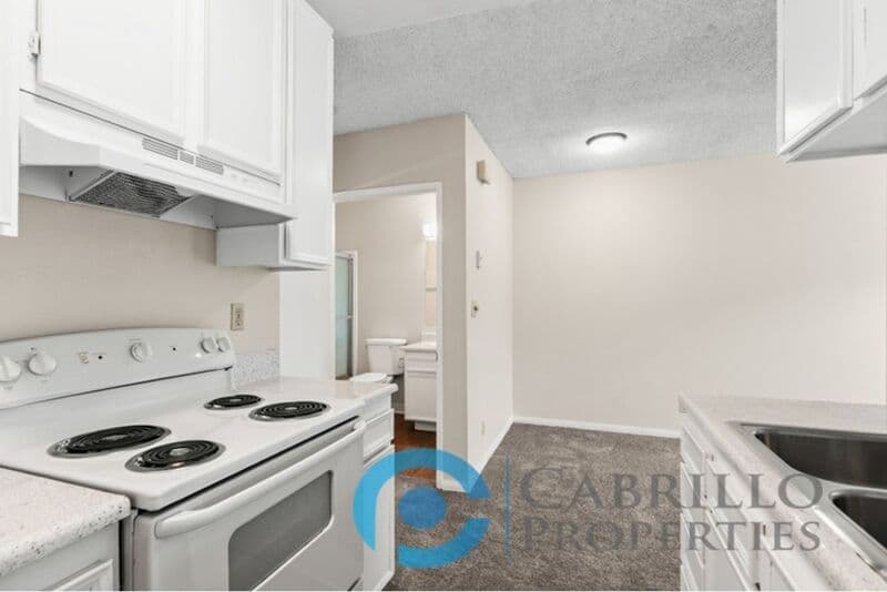 San Diego Condo: 4825 70th St.