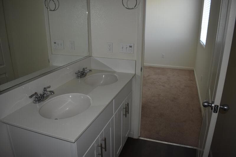 Merced House: 4297 Freemark Avenue