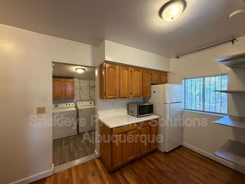 Albuquerque Condo: 313 Cornell Drive SE