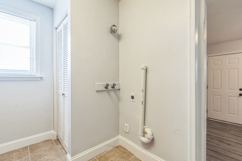 Washington House: 1608 W Street Southeast