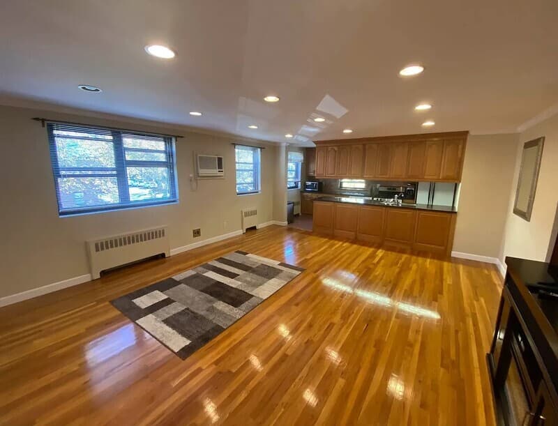 Whitestone Condo: 160-19 16th Ave