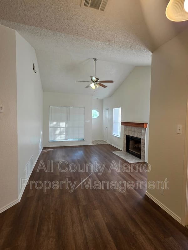 San Antonio Condo: 3439 Ridge Smoke