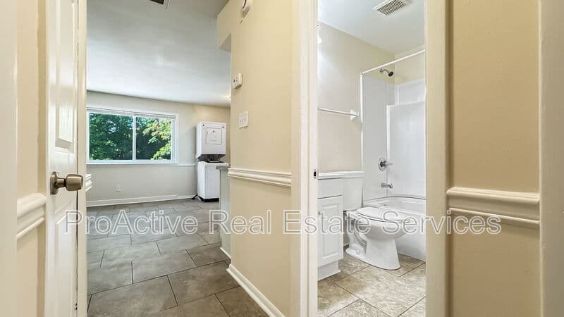 Norfolk Condo: 312 Ashlawn Drive - 8