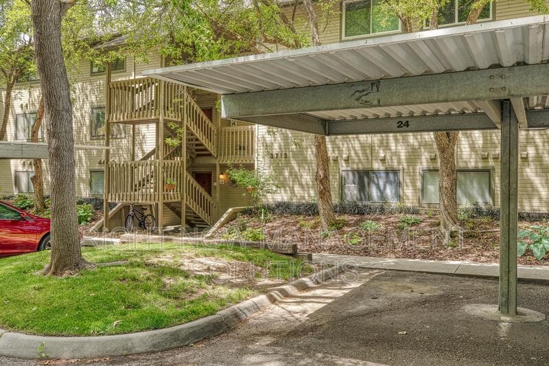 Boise House: 3713 South Gekeler LaneAPT