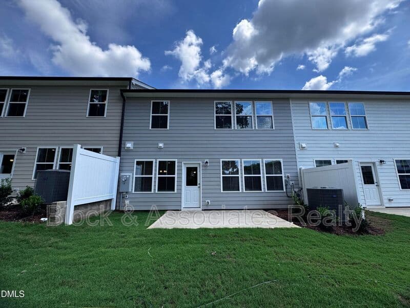 Raleigh House: 203 Broomside Avenue