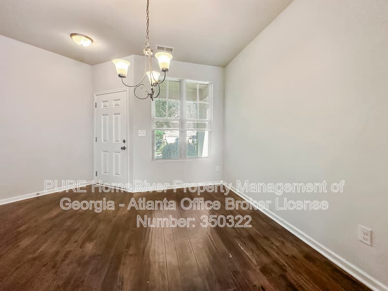 Mcdonough House: 206 Daisy Cir