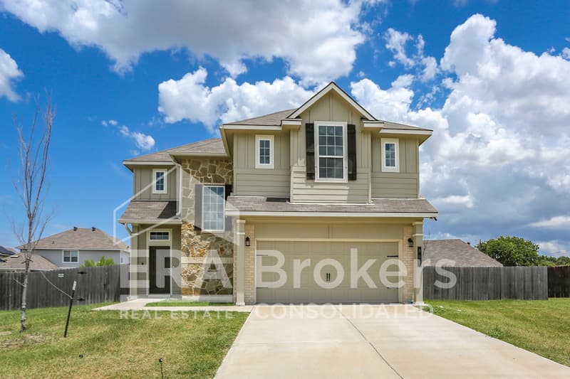 Killeen House: 909 Clanton Cove