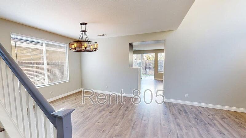Camarillo House: 4437 Las Veredas Pl