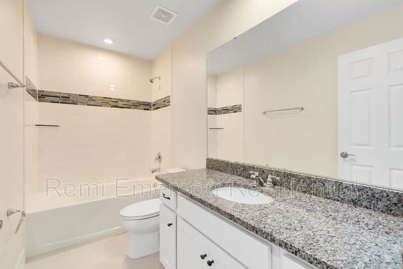 Kissimmee Townhome: 2232 Centerra Loop