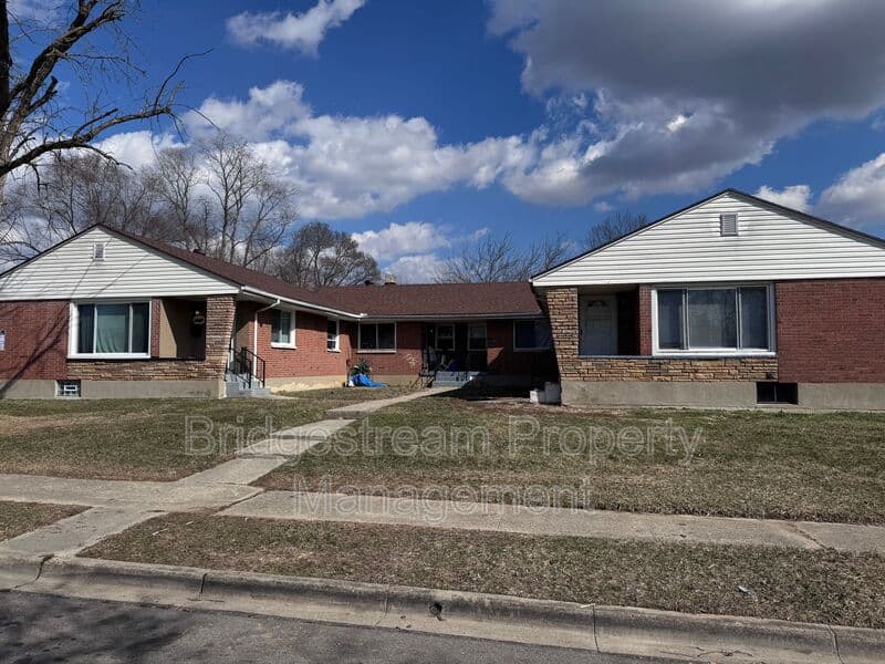Dayton House: 1732 Harold Dr.