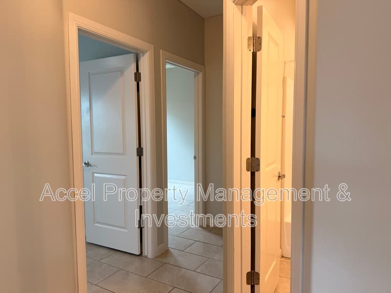 Mission House: 500 S Paseo Del Rey Rd