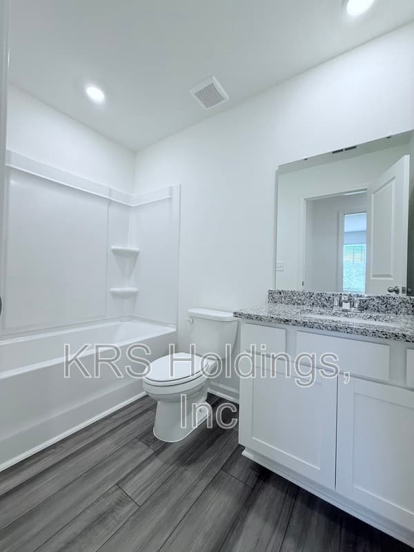 Durham Townhome: 2225 Glen Crossing Drive