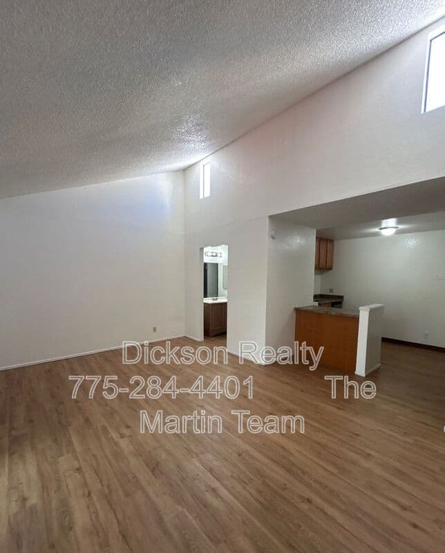 Reno House: 2450 Lymbery Street