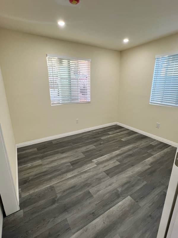 San Diego Condo: 1529 Duarte Place