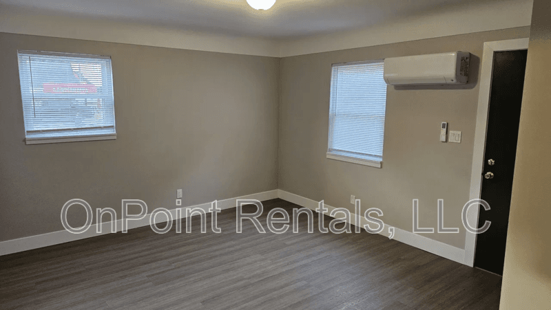 Westland Condo: 5903 North Wayne Road