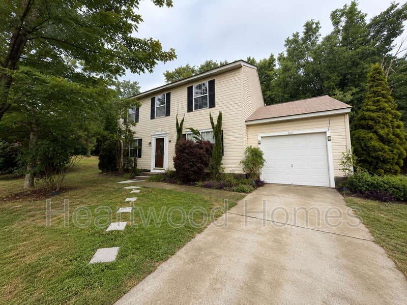 West Columbia House: 264 Orchard Hill Drive