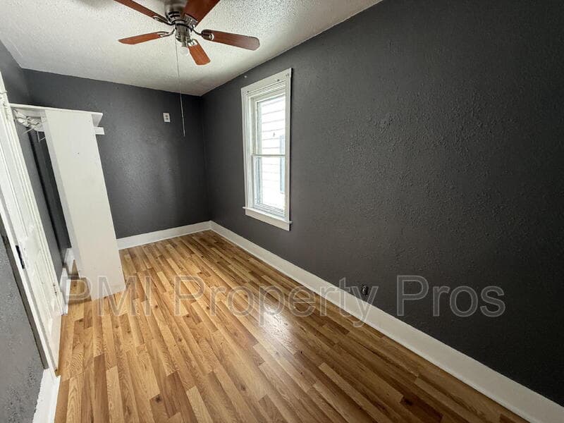 Milwaukee House: 2630 N 24th St