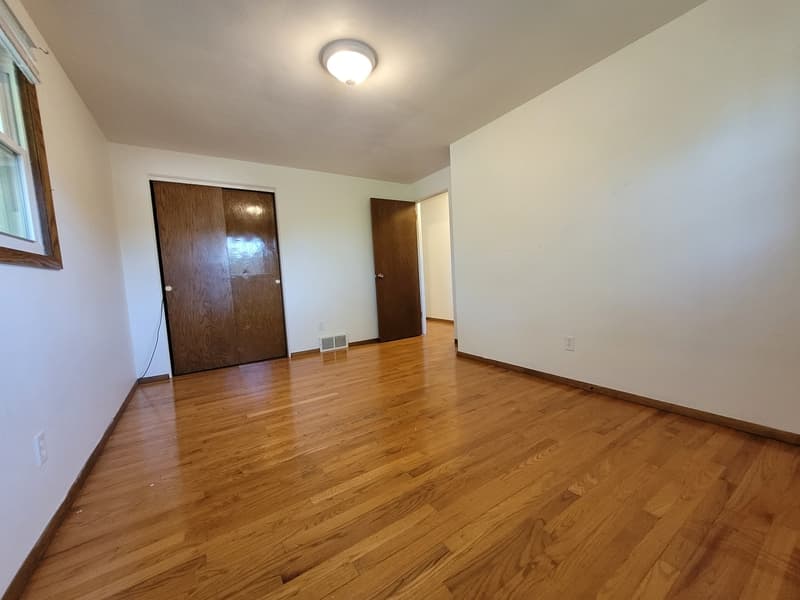Neenah Condo: 1118 Melrose Court