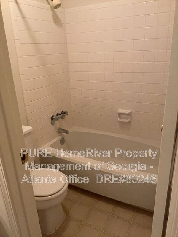 Marrieta Condo: 1505 Augusta Dr Se