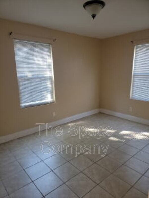 Charleston Condo: 995 King ST