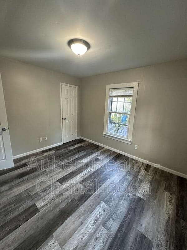 Rossville House: 304 James Street