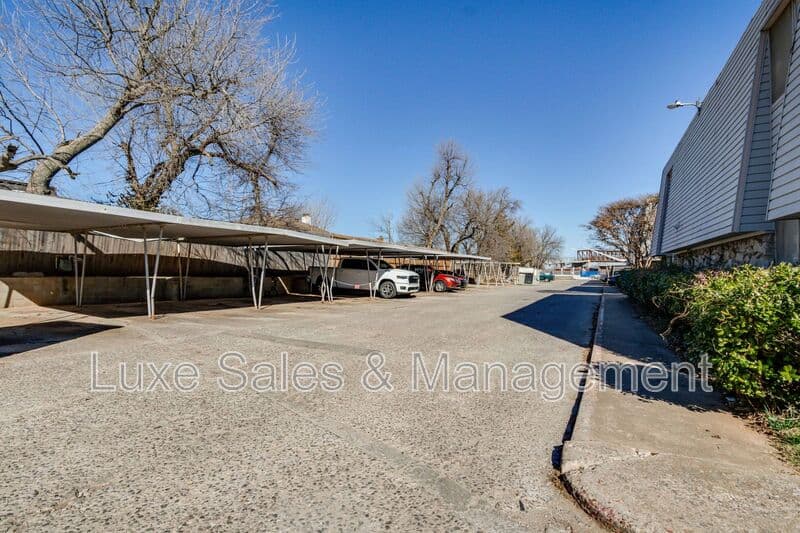 Oklahoma City Condo: 6026 NW Expressway