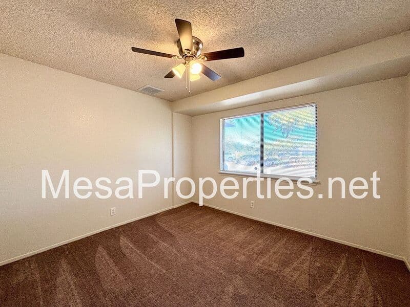 Hesperia House: 15019 Spruce St.