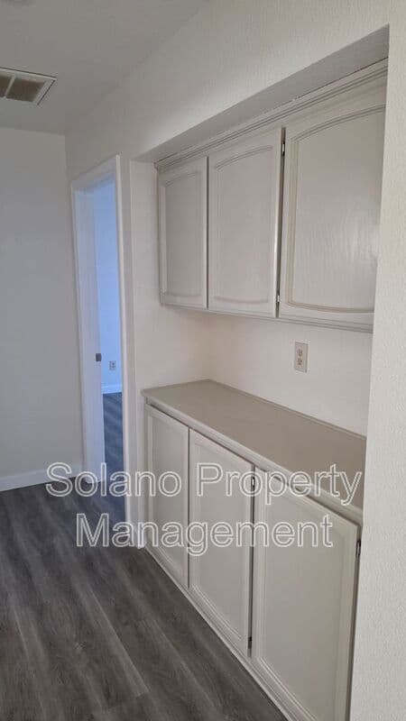 Vacaville House: 376 Marna Dr.