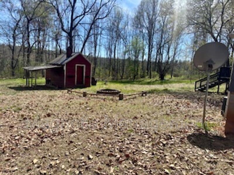 Norlina House: 471 Shephard Rd