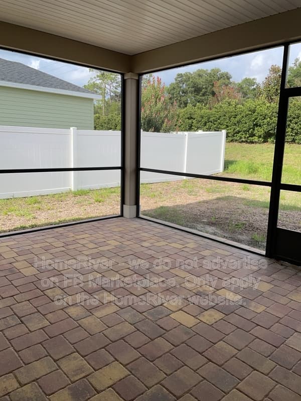Ocala House: 4477 NW 14th Loop