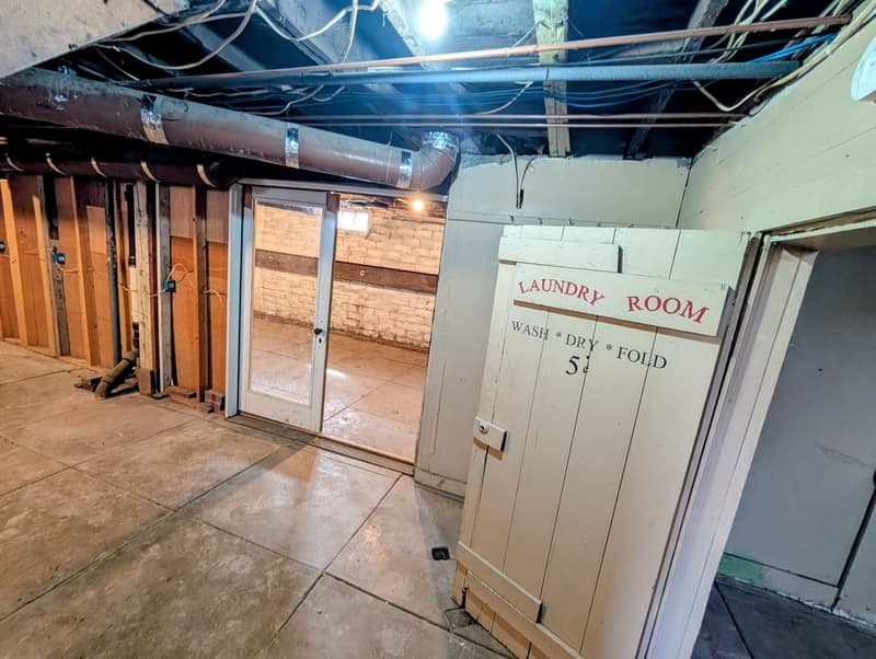 Oskaloosa House: 1015 A Avenue East