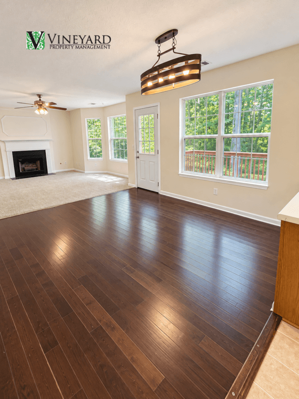 Acworth House: 3713 Crescent Hill Lane NW
