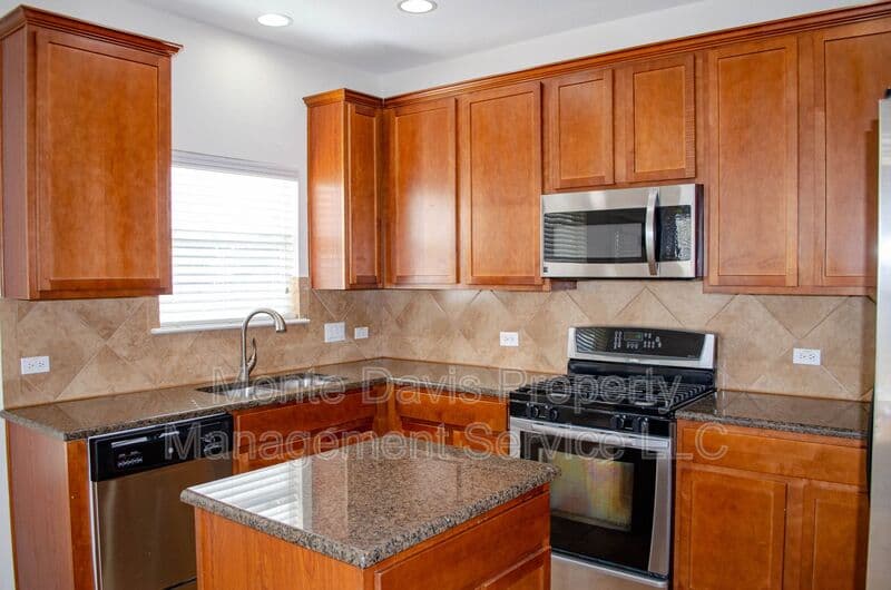 Austin House: 14213 Willow Tank Drive