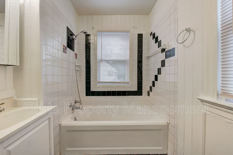 Oklahoma City Condo: 3200 Northwest 16th Street