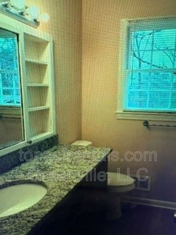 Greenville House: 27 Altacrest Drive