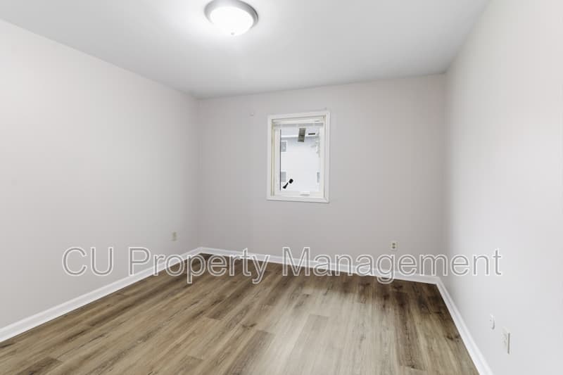 Urbana Condo: 1605 N Willow Rd - Apt 214