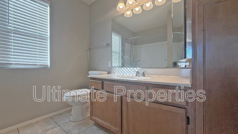 Glendale House: 3957 W Chama Dr