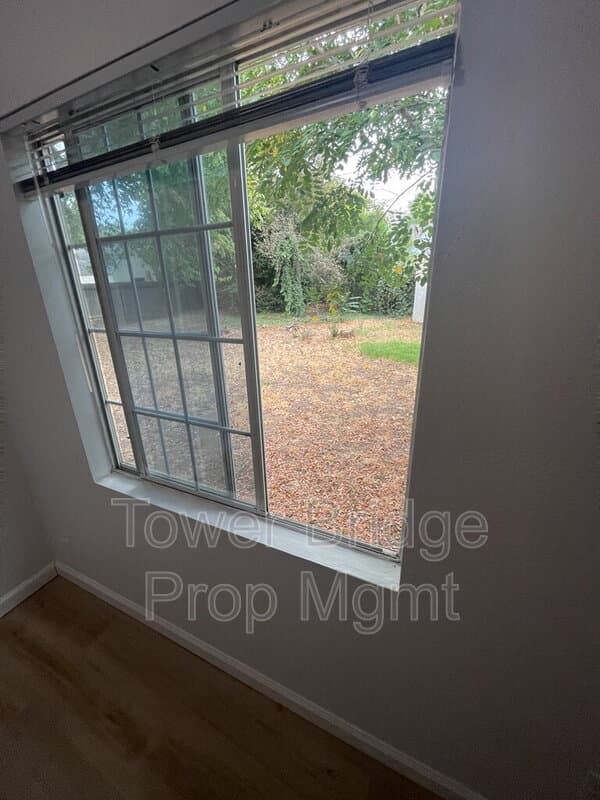 Sacramento Condo: 1313 Lochbrae Rd