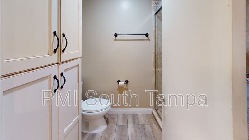 Bradenton House: 3506 52nd Ave W