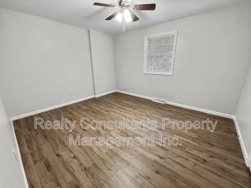 Greensboro House: 1813 Walker Avenue