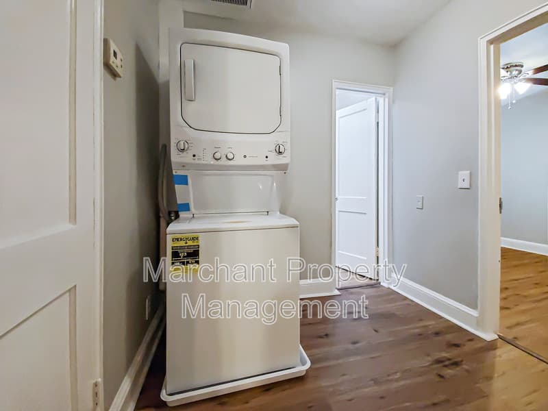 Greenville House: 4 Brookforest Drive